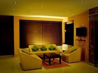 העיר בנגלור Eden Suites מראה חיצוני תמונה
